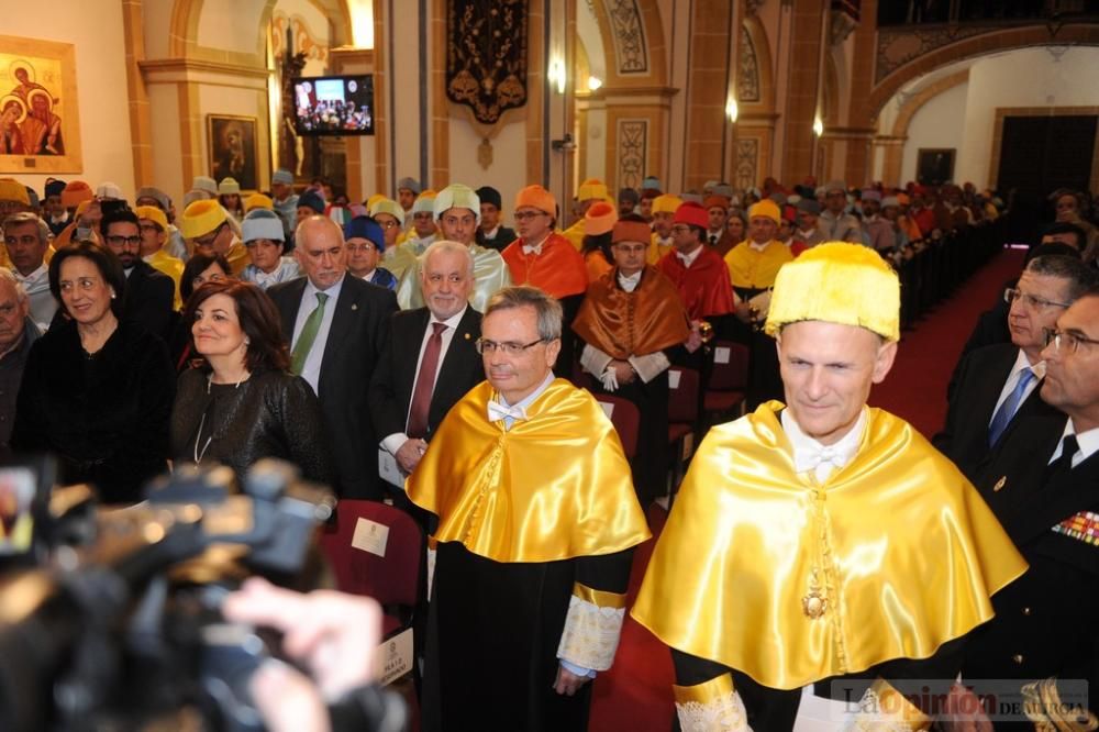 El fundador de la Organización Nacional de Trasplantes, Rafael Matesanz, es investido doctor Honoris Causa por la UCAM