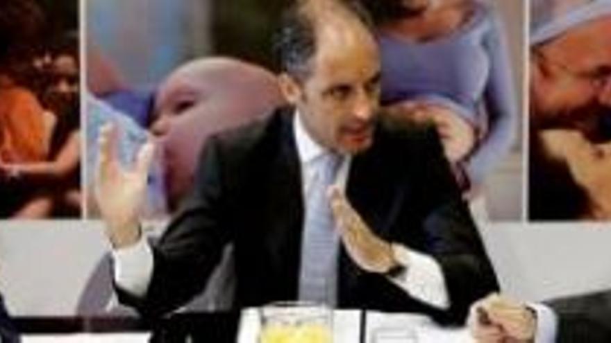 Valencia subvencionará el embarazo como respuesta a la ley del aborto