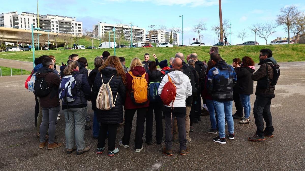 Vídeo | Familiares y amigos retoman la búsqueda de Pablo Cebolla este sábado en Zaragoza