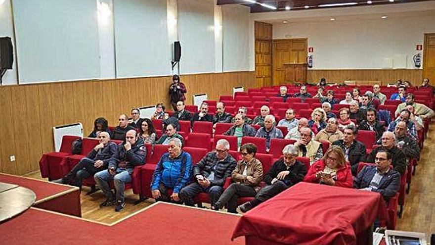 Una reunión de alcaldes en la Casa de Cultura La Encomienda en Benavente. A. G.