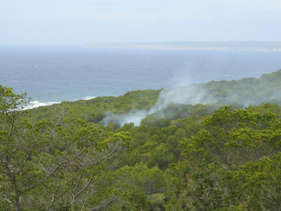 Extinguido el incendio en la Mola de Formentera.