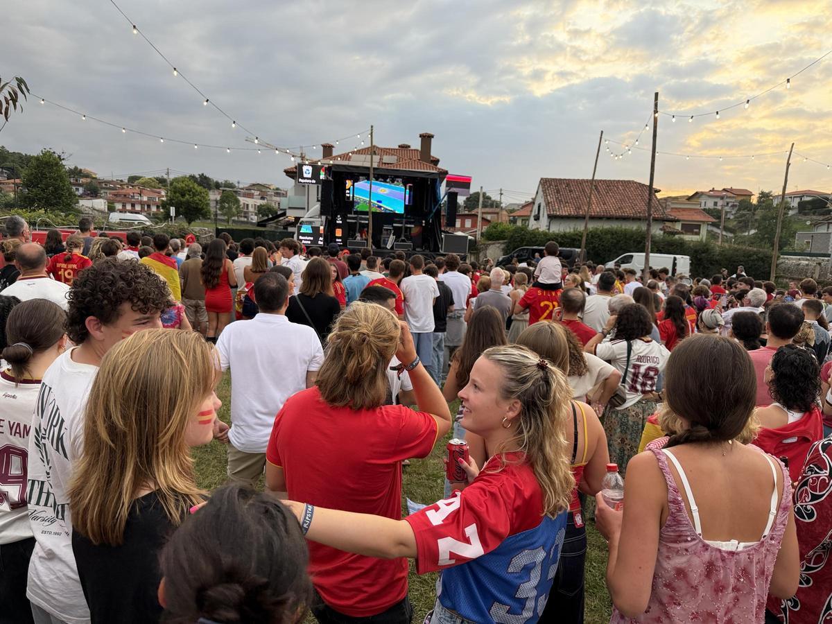 Asi se siguió la final del Mundial en la fiesta del Carmen de Celoriu