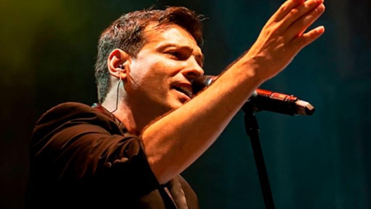 Fran Valenzuela rinde homenaje a quien considera su maestro, Alejandro Sanz.