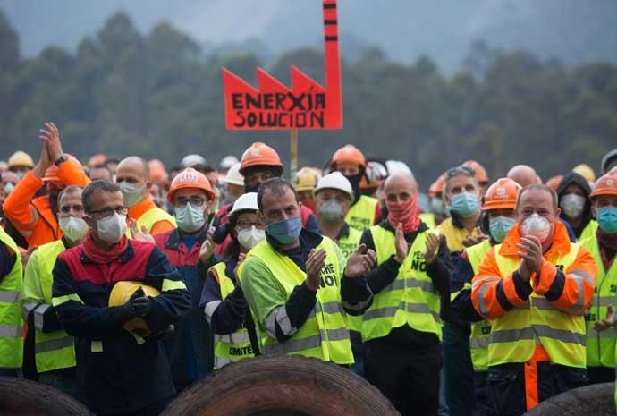 Protestas contra los despidos en Alcoa San Cibrao