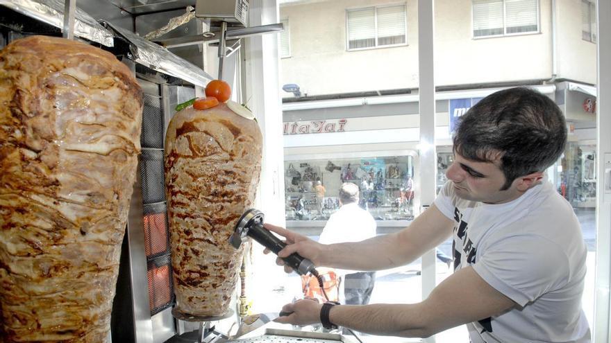 El primer campeonato de kebabs de España se celebrará en Marineda City de A Coruña