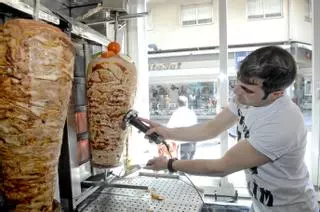 El primer campeonato de kebabs de España se celebrará en Marineda City de A Coruña