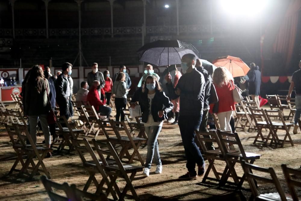 Marta Sánchez suspende por la lluvia su concierto