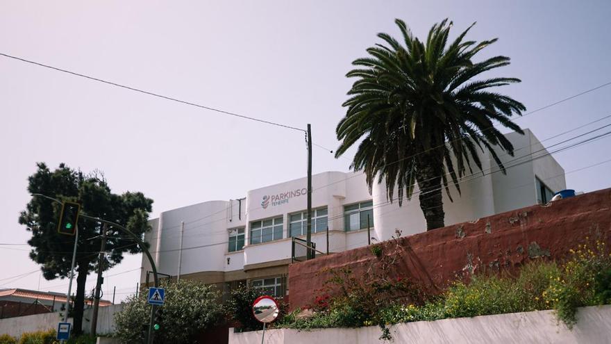 La Laguna amplía por 30 años la cesión de la sede de Parkinson Tenerife
