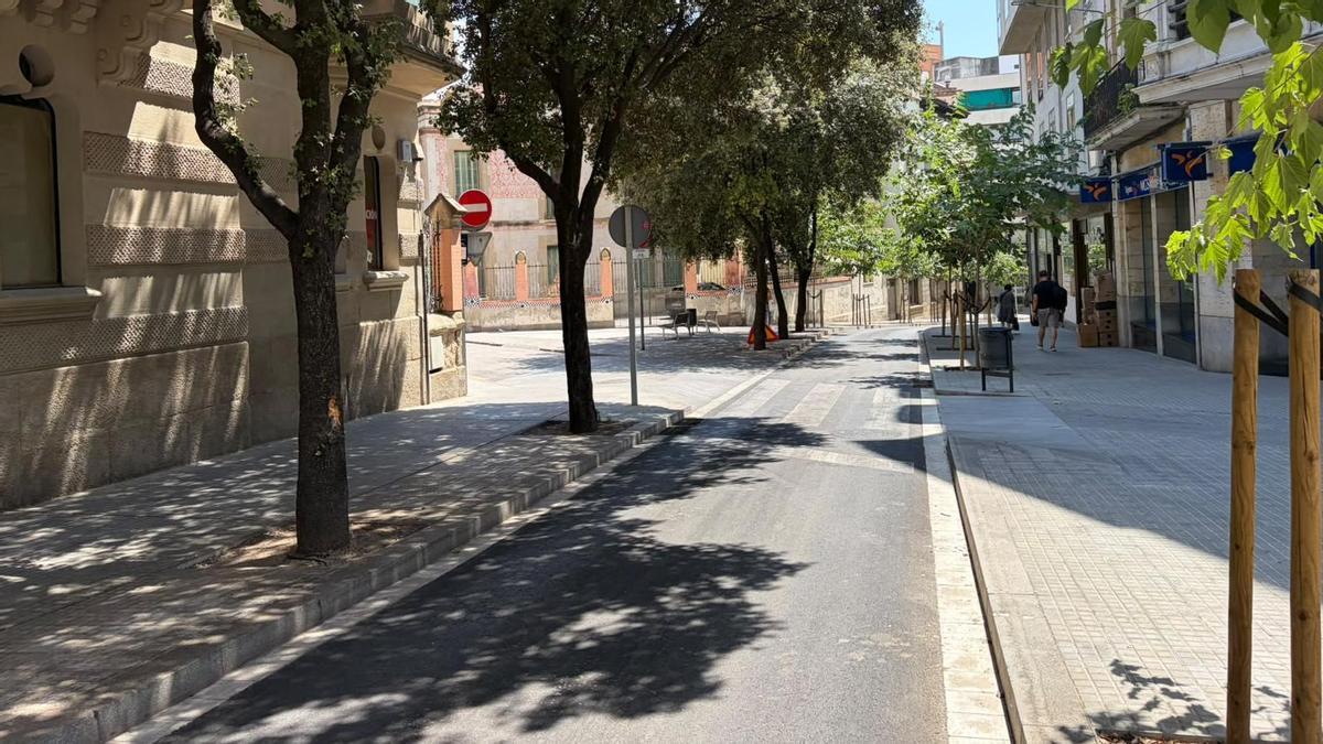 Al carrer del Cardenal Lluch de Manresa es reforçarà el paviment de la calçada