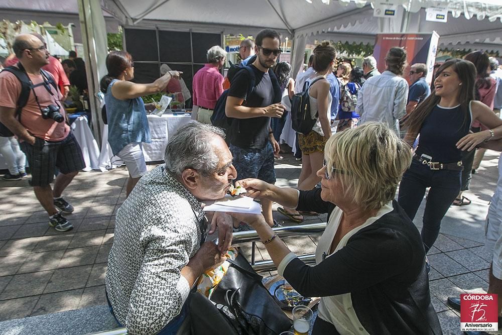 FOTOGALERÍA /Califato Gourmet toma la calle con el concurso de la tapa.