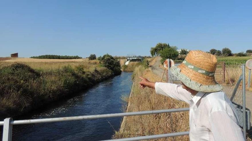 La presa de Melgar suministra el agua de riego para los cultivos de la margen derecha del Tera.
