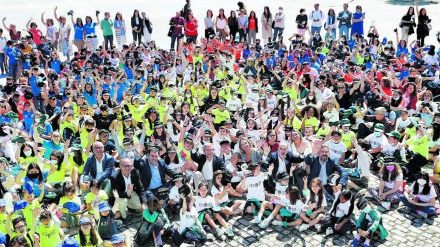 Participantes do proxecto Escola en Camiño. |   // R. Grobas