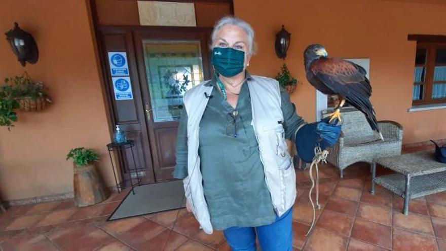 Mujer rural de Asturias 2020: Inmaculada Adeba, la bióloga que cambió la bata por las botas
