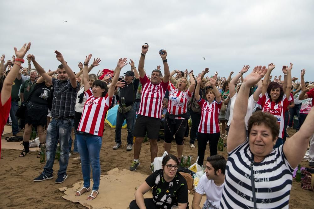 Al récord de escanciado en Gijón le faltaron 202 culetes