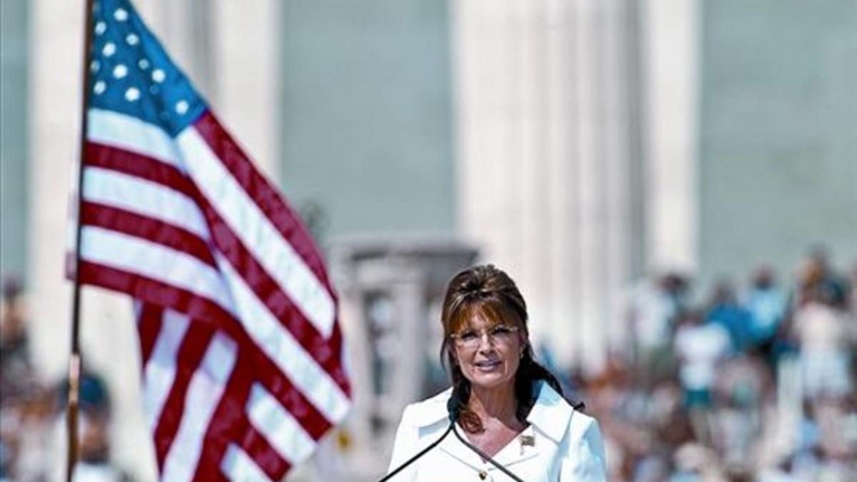 Palin, durante su intervención en el acto de ayer en las escalinatas del Lincoln Memorial de Washington.