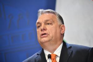 Viktor Orban es burla del Parlament Europeu a Twitter