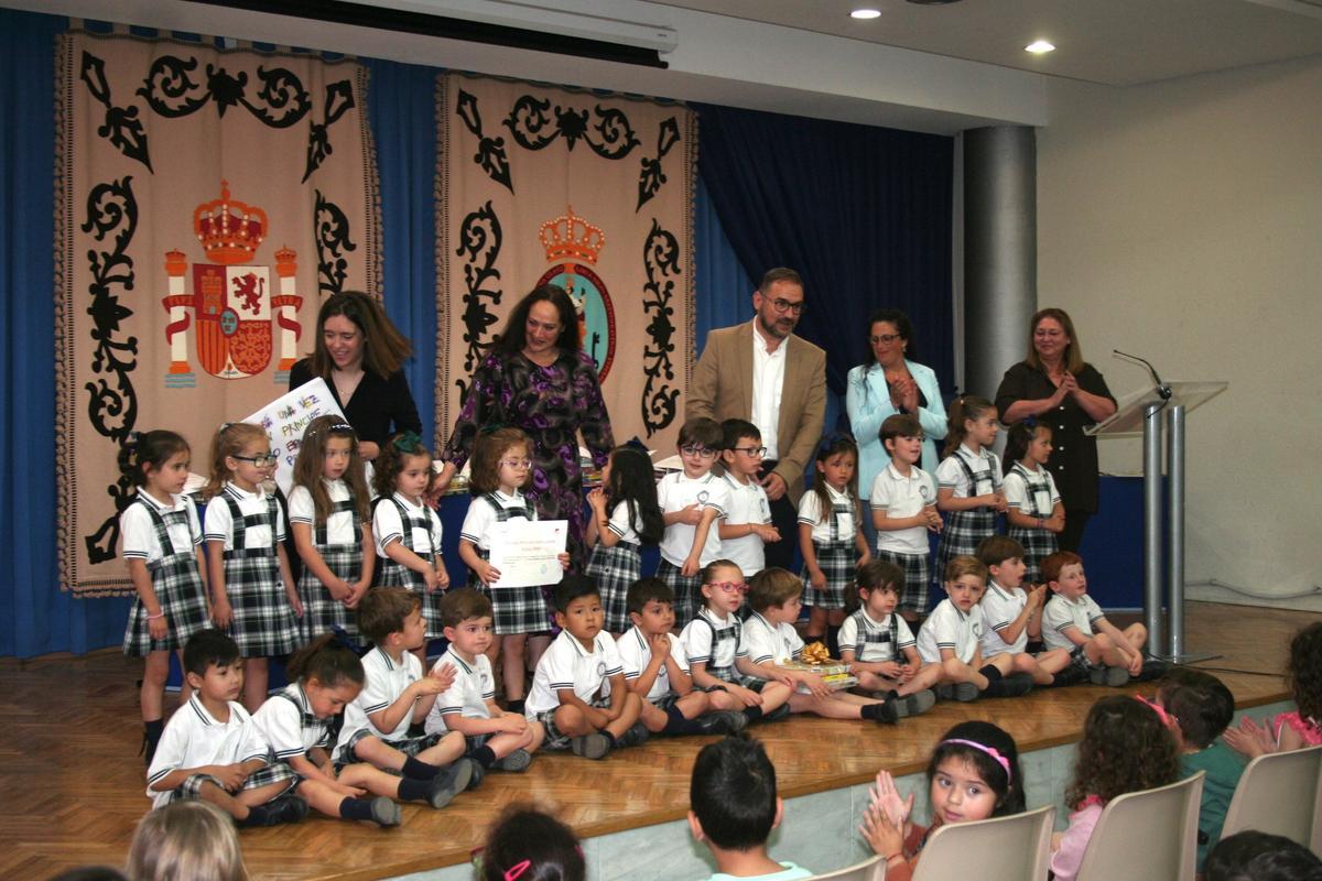 El segundo premio fue para ‘Había una vez un príncipe… o, ¿era una princesa?’, de los alumnos de cuatro años del colegio San Francisco de Asís.