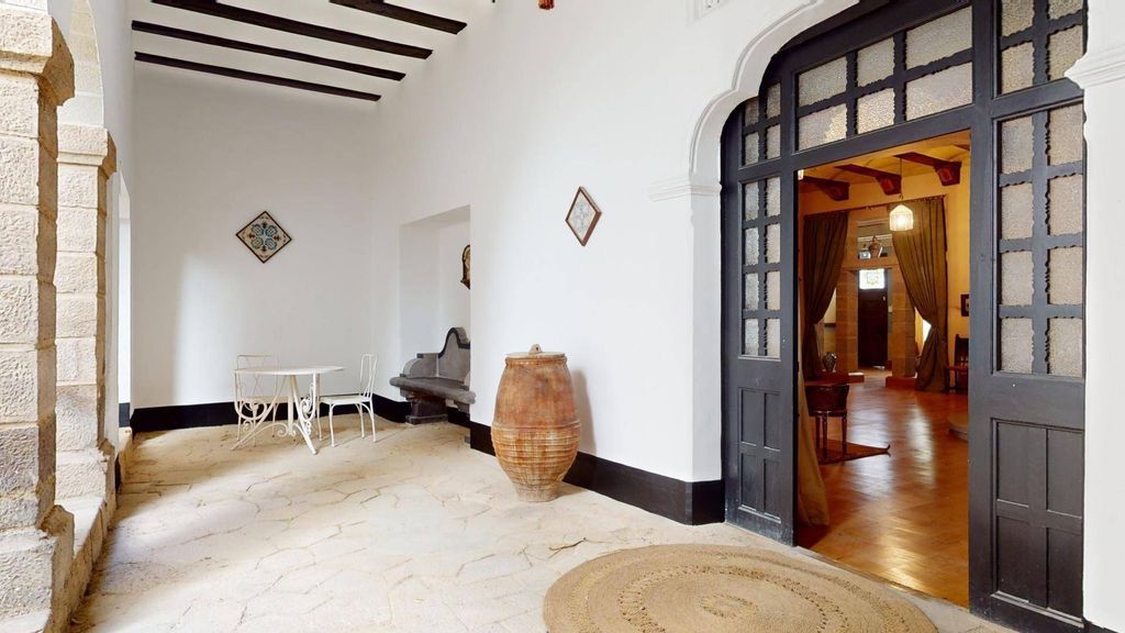 Se vende palacio en un pueblo de Zaragoza: cuesta menos de un millón de euros