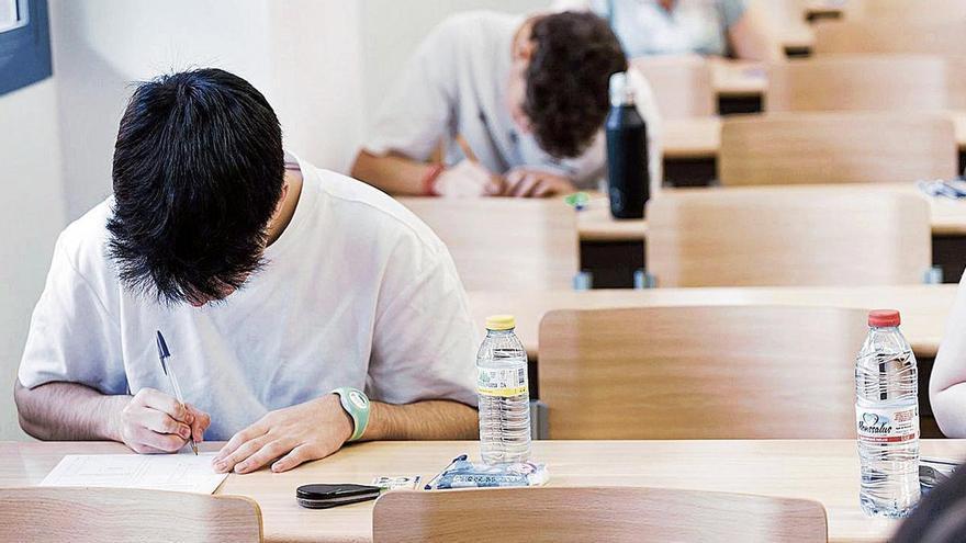 El negocio de la educación privada y la crisis de la universidad pública