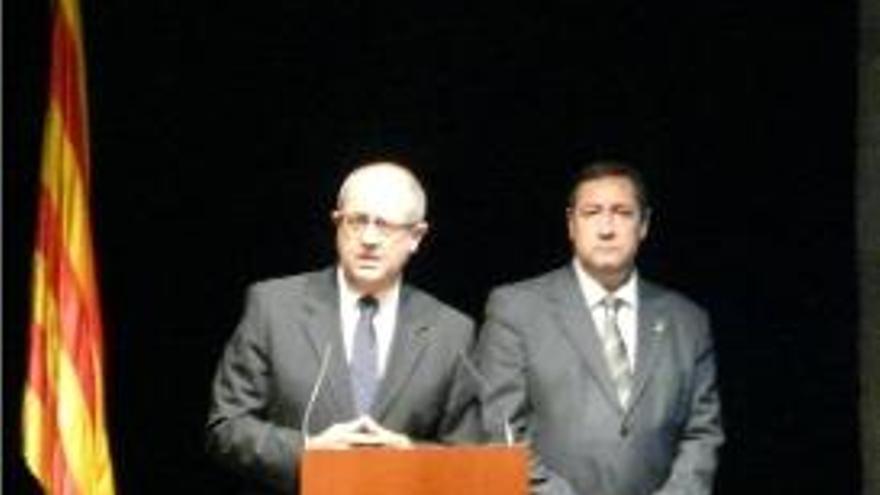 Felig Puig (esquerra) i Josep Maria Pelegrí (dreta) a la presentació.