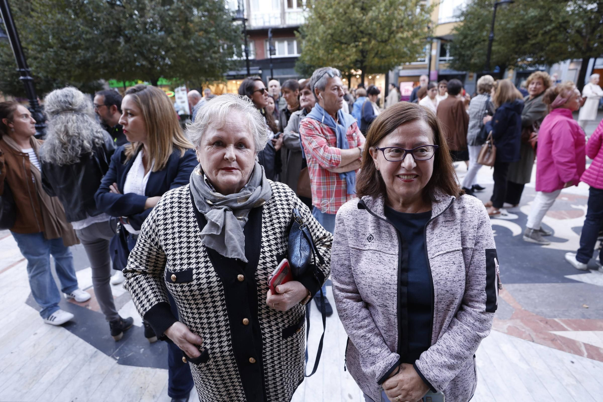 Así fue el encuentro entre Serrat e Iñaki Gabilondo en Gijón.