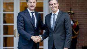 Sánchez trasllada a l’OTAN que es plantarà davant la pujada de la despesa