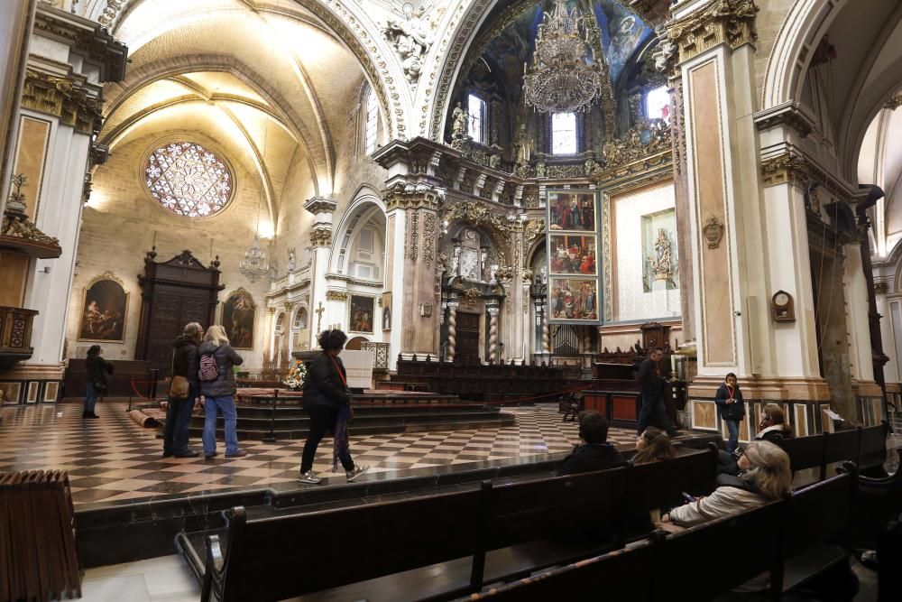 La Basílica de la Virgen de los Desamparados, el templo de los 350 años