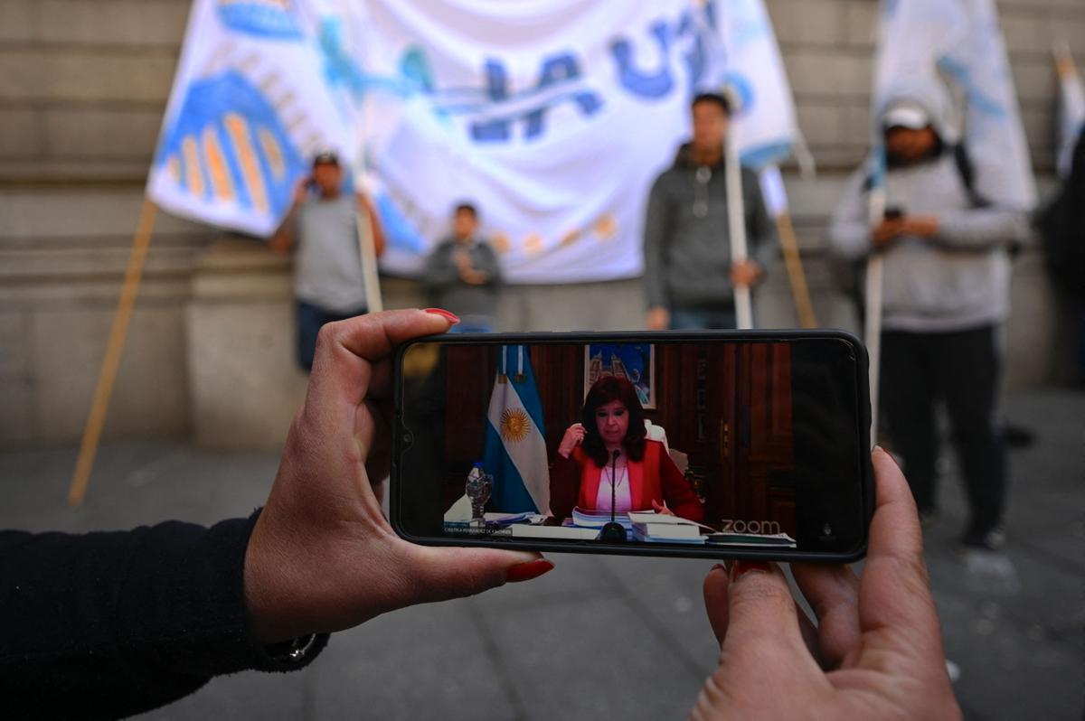 Cristina Kirchner vincula l’atemptat amb la causa judicial en contra seu