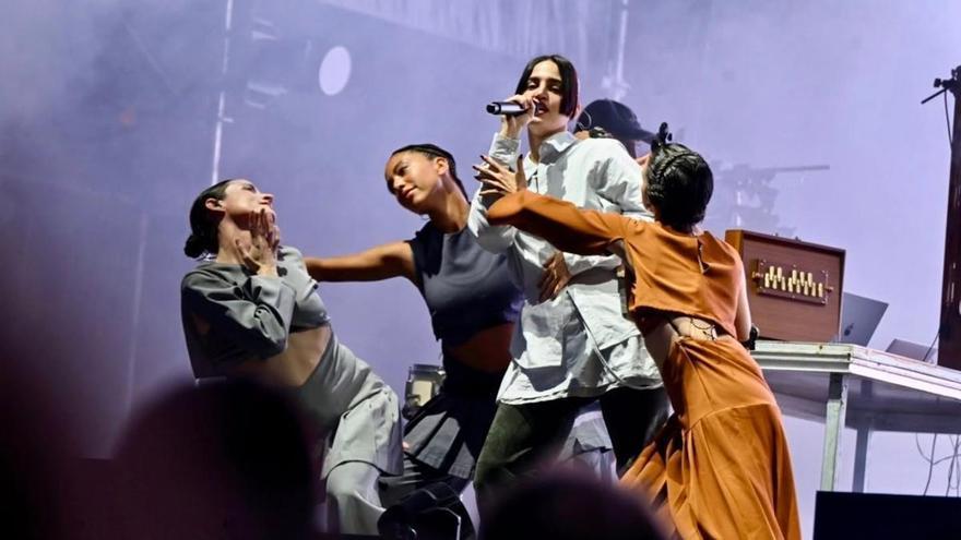 Crítica de Javier Losilla del concierto de Música al raso: El principio de incertidumbre de Maria Arnal