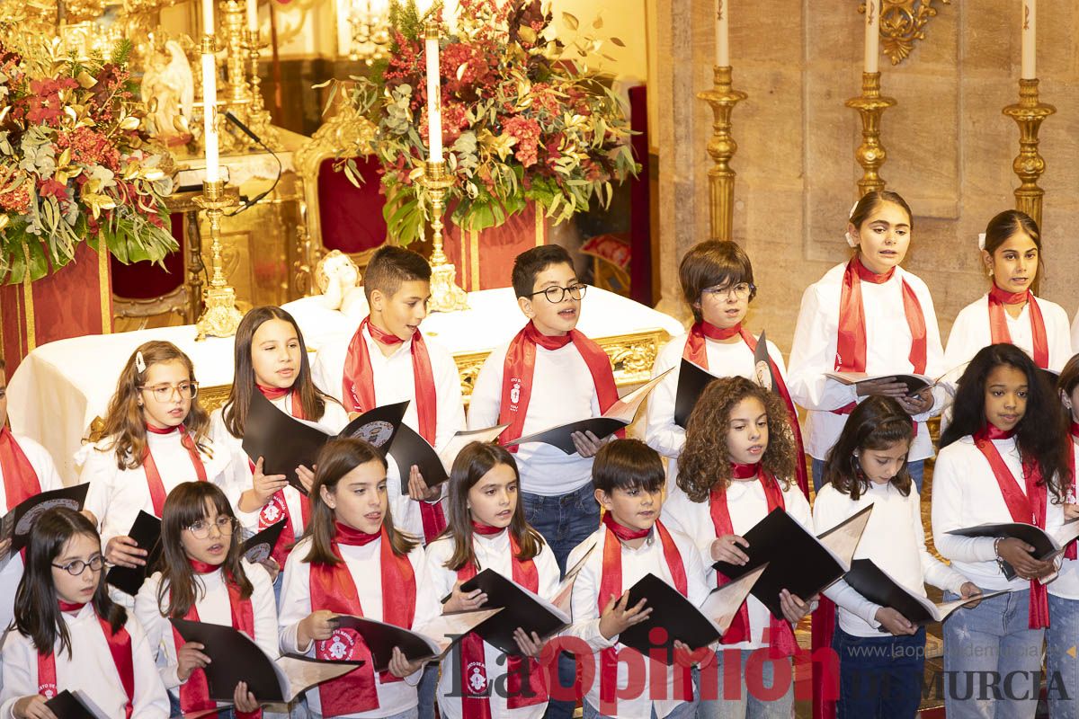 Así ha sido el concierto de Navidad protagonizado por los coros escolares de Caravaca en la Basílica de la Vera Cruz