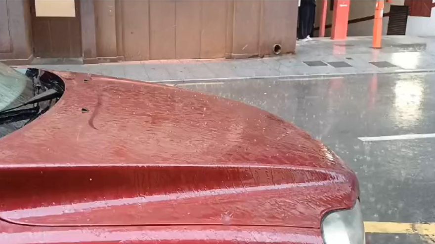 Agua, granizo y un arcoíris triple en el fin de año más lluvioso de la historia de Torrevieja