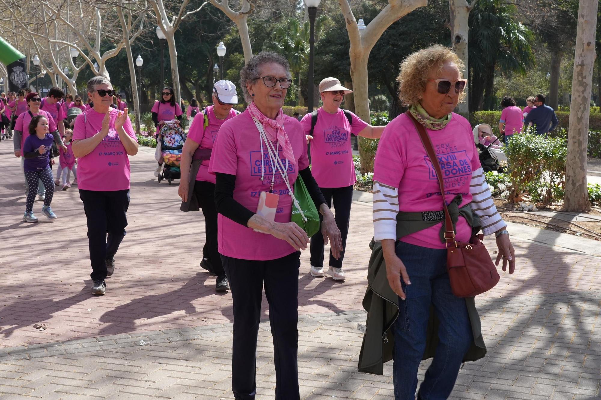 Todas las imágenes de la XVIII 'Cursa de les Dones' de Castelló