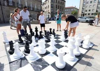 La calle, el mejor escenario para el ajedrez y los juegos populares