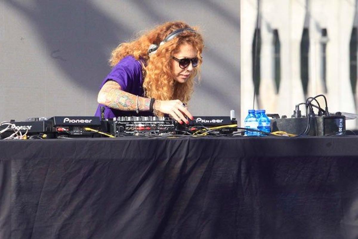 Sofía Cristo dj amenizó el Perrotón 2016