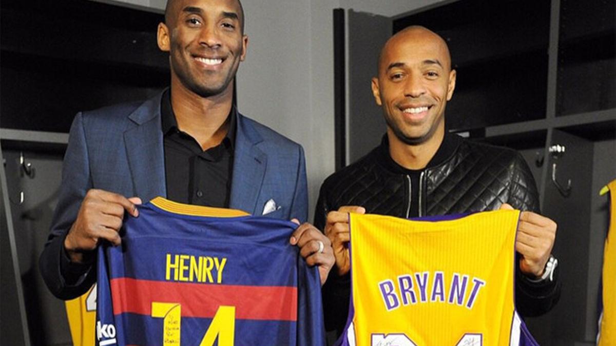 Kobe Bryan y Thierry Henry se intercambiaron las camisetas