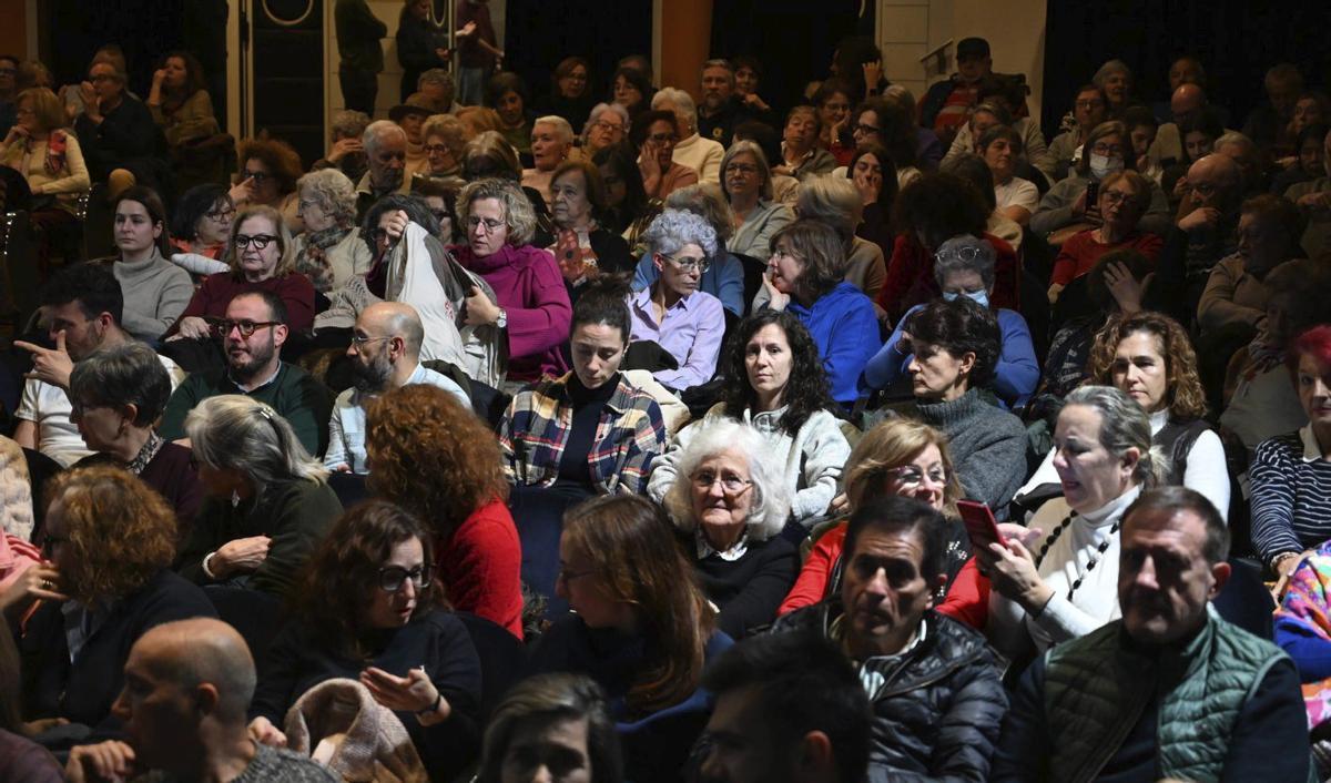 La proyección de «Maspalomas» llenó el Principal hasta la bandera. | Rafa Vázquez