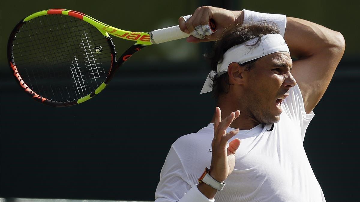 aguasch48934783 spain s rafael nadal returns to australia s nick kyrgios in 190704184451