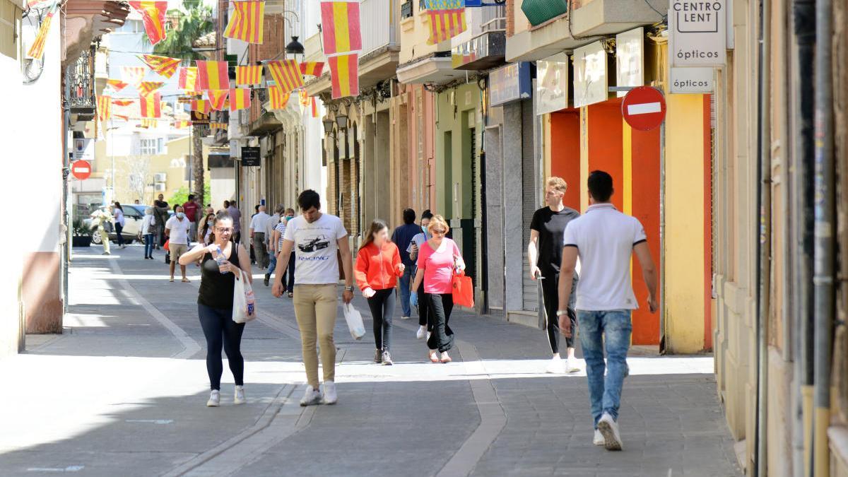 Buena acogida de la liberación del tráfico rodado a 24 calles de Paiporta