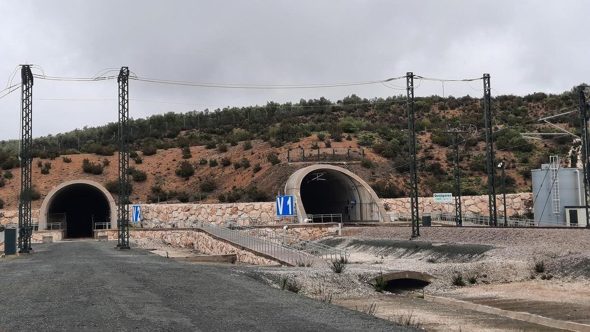 Gobierno adjudica las obras de duplicación de 46 kilómetros de vía en la Línea de Alta Velocidad Antequera-Granada por 22,6 millones de euros