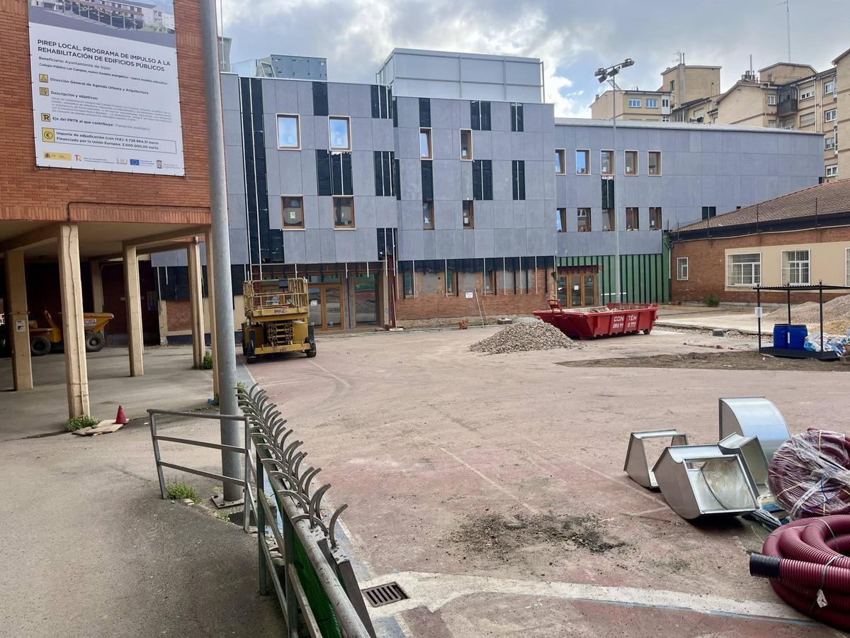 El avance de las obras en el colegio Los Campos de Gijón, en imágenes