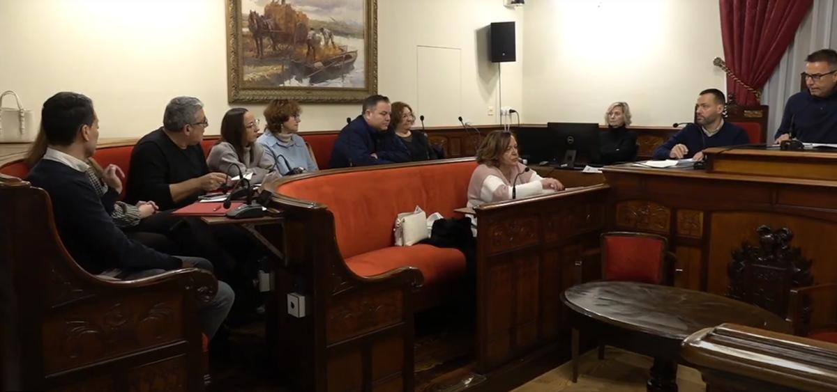 Concejales de la oposición, durante un pleno reciente.