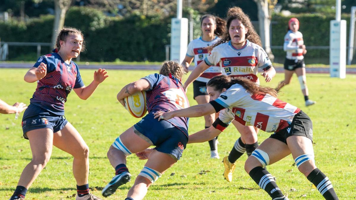 Un lance del partido del CRAT contra el Majadahonda, esta temporada, en Elviña.