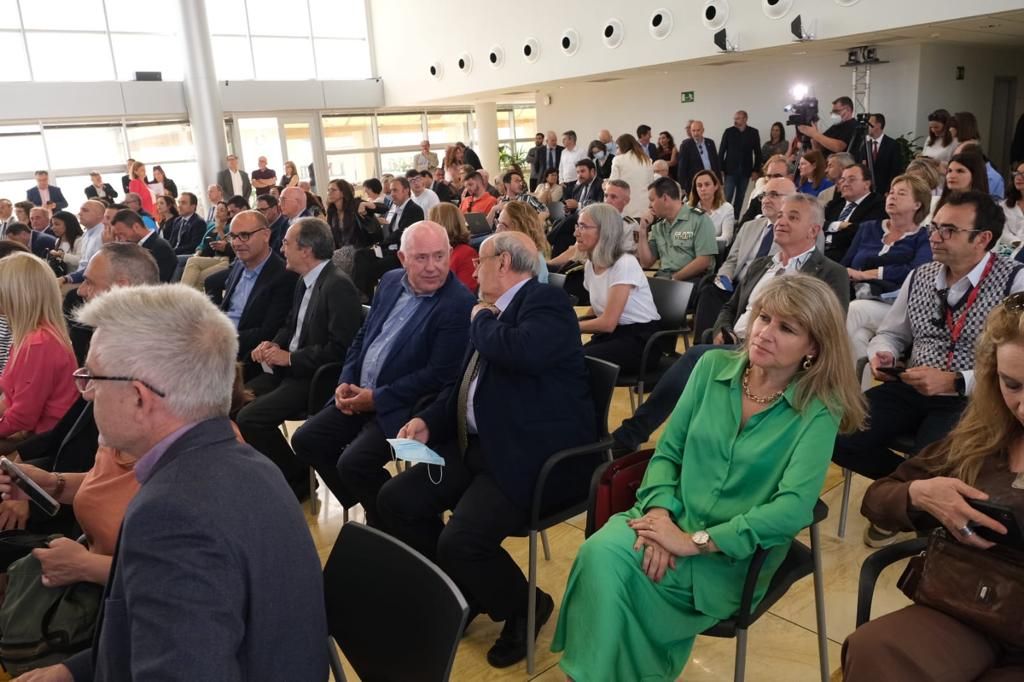 Josefina Bueno recibe la cartera de Innovación