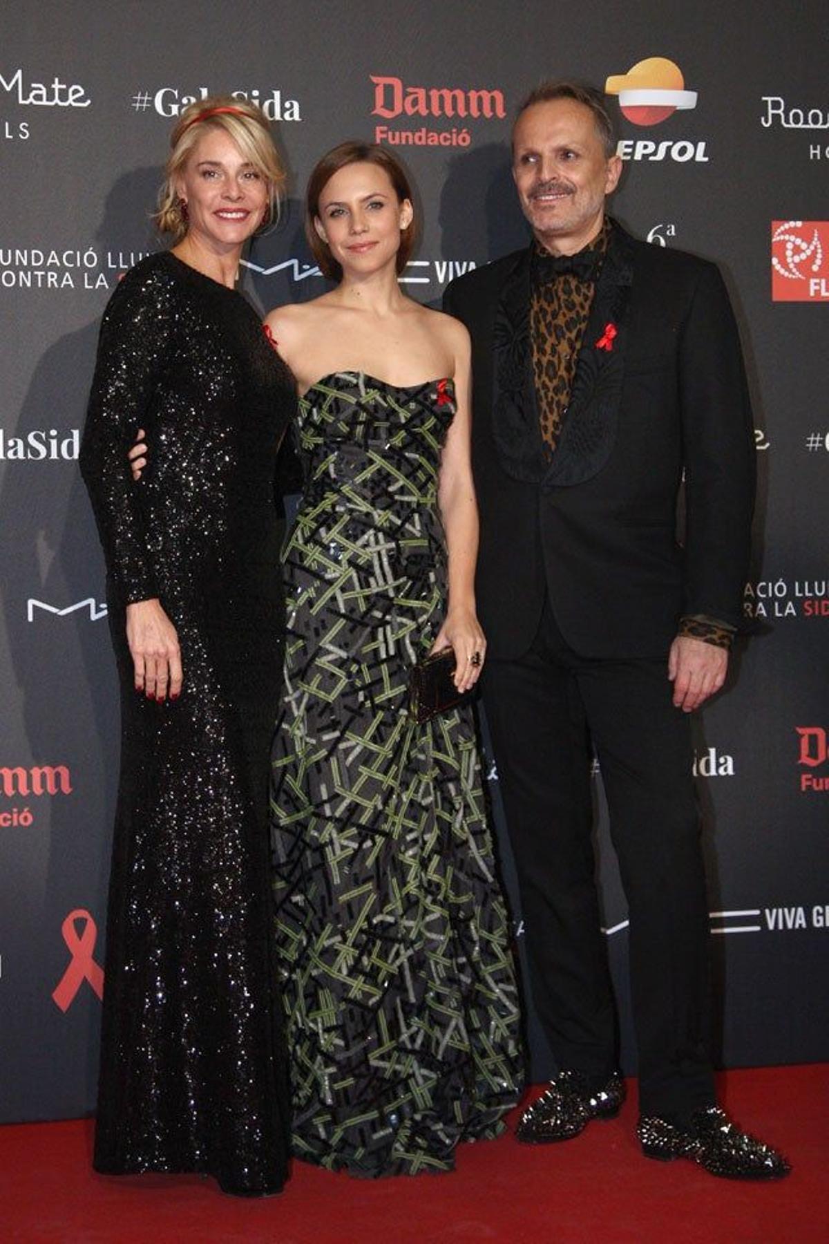 Belén Rueda, Aura Garrido y Miguel Bosé, en la gala la Lucha contra el SIDA 2015.