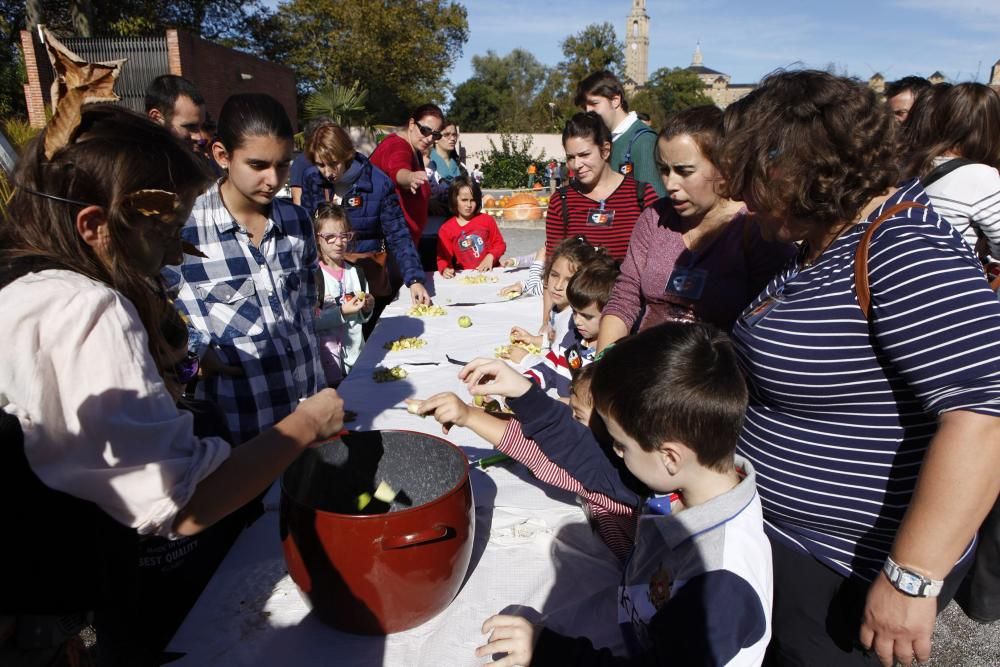 Calabazas y calaveras en el Botánico