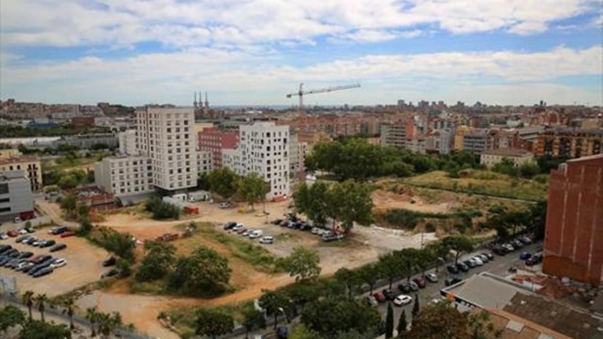 La zona de los antiguos cuarteles de Sant Andreu, en la que se construirán equipamientos y vivienda pública.