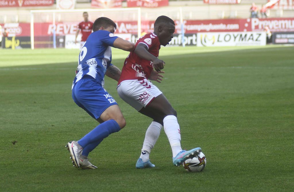 La victoria del Real Murcia frente al Águilas, en imágenes