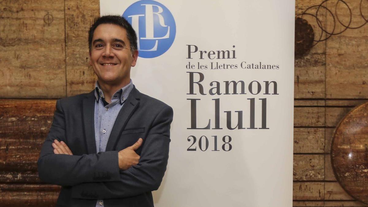 Marti Gironell, ganador del XXXVIII Premio de les Lletres Catalanes Ramon Llull.