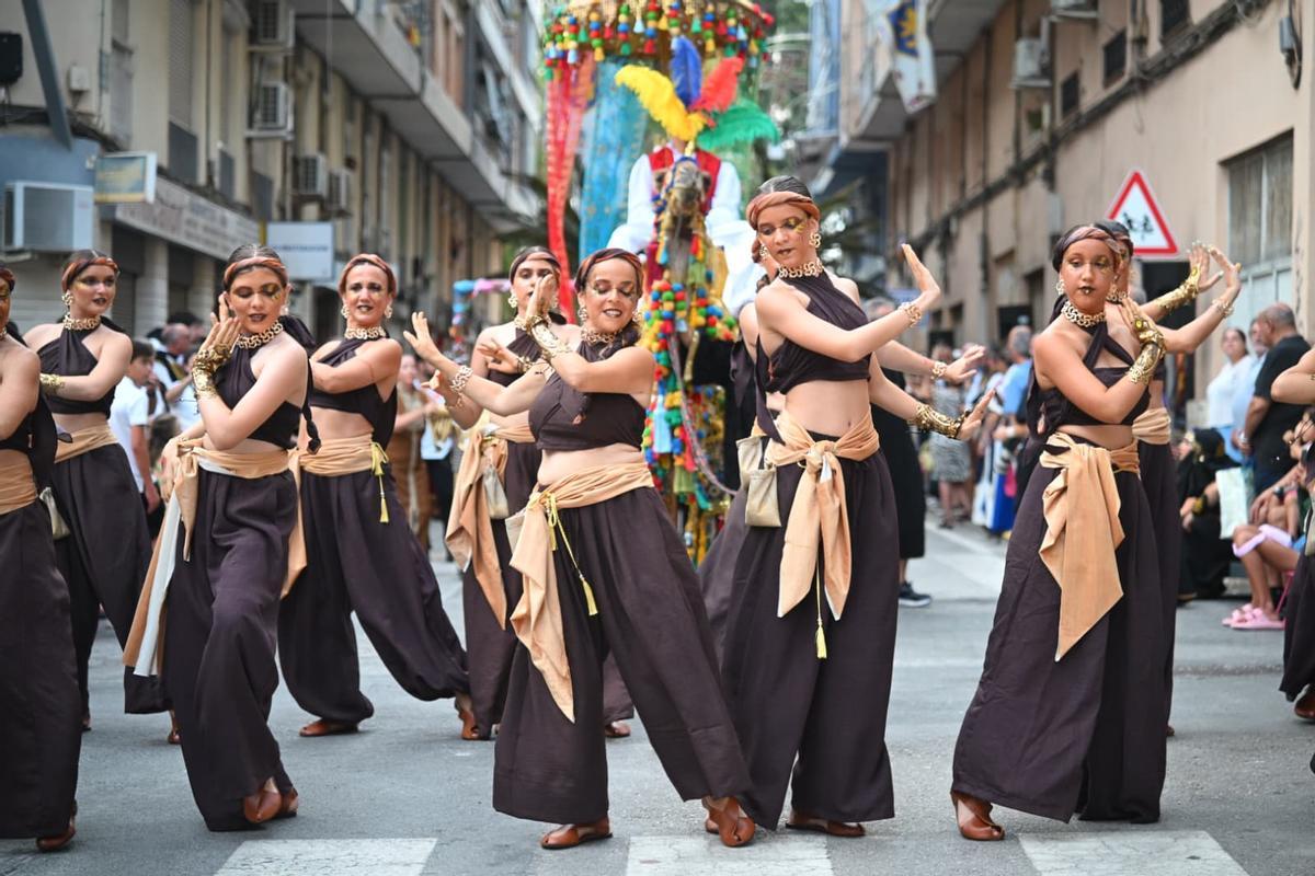Las mejores imágenes de las Fiestas de Moros y Cristianos de San Blas: la Entrada Mora