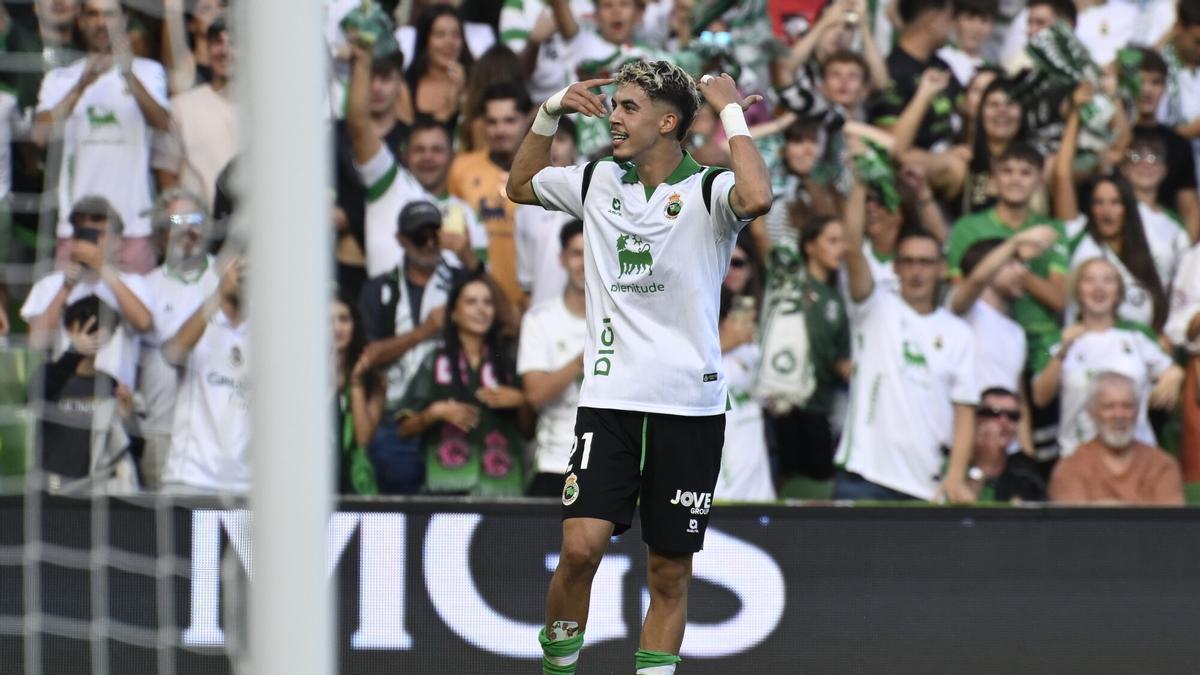 VALENCIA CF LALIGA El Racing recupera dos lesionados contra el Valencia CF y presume del mejor sub-23 de LaLiga en septiembre